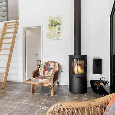 8828-glesborg-enebaervej-3 Glesborg