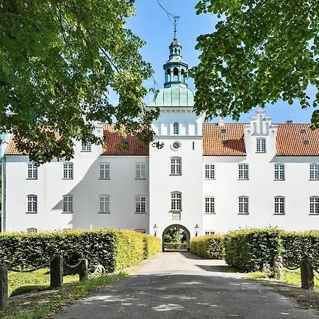8828-glesborg-enebaervej-3 * Glesborg